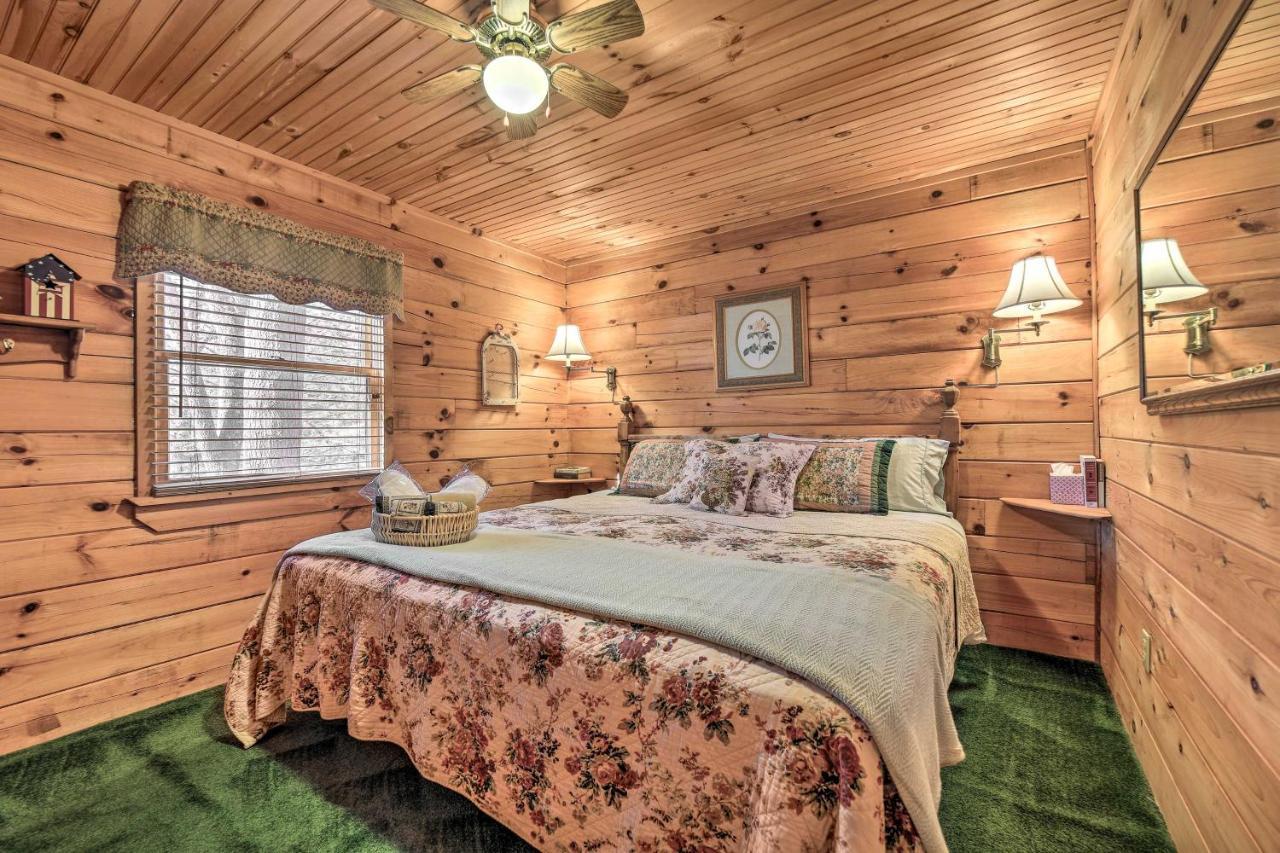 Franklin Cabin With Porch Near Hiking And Waterfalls! Ngoại thất bức ảnh